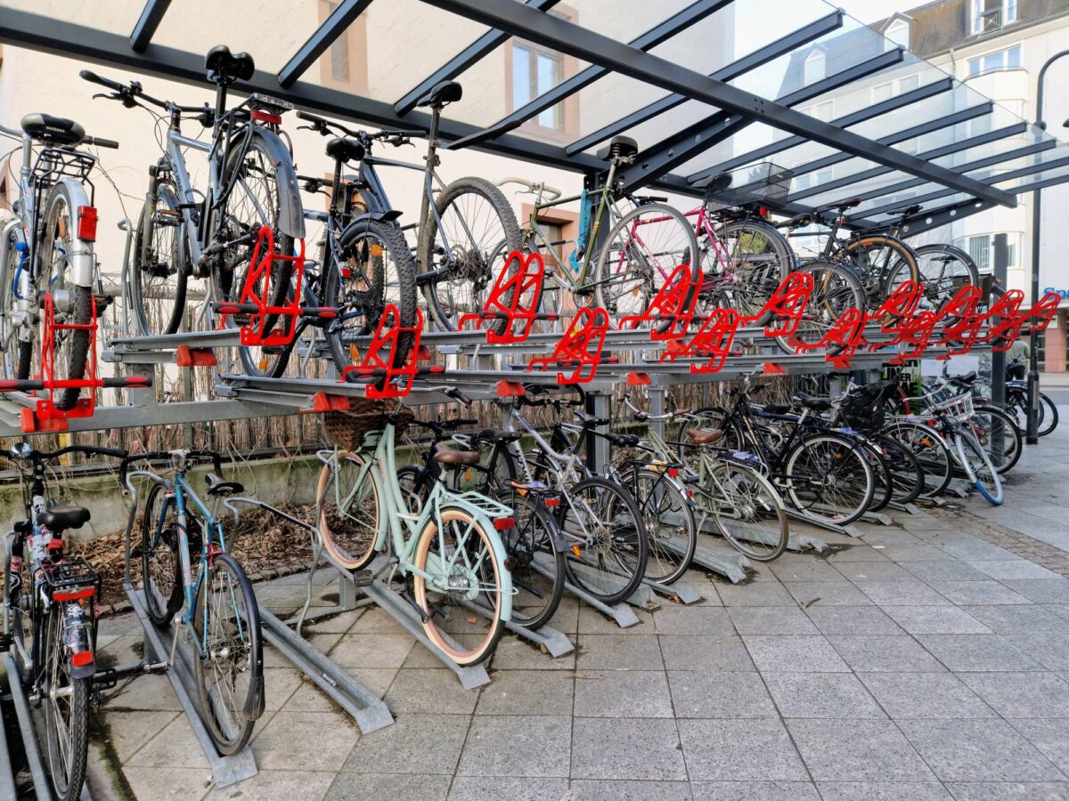 Abris vélo ville extérieur zone urbaine